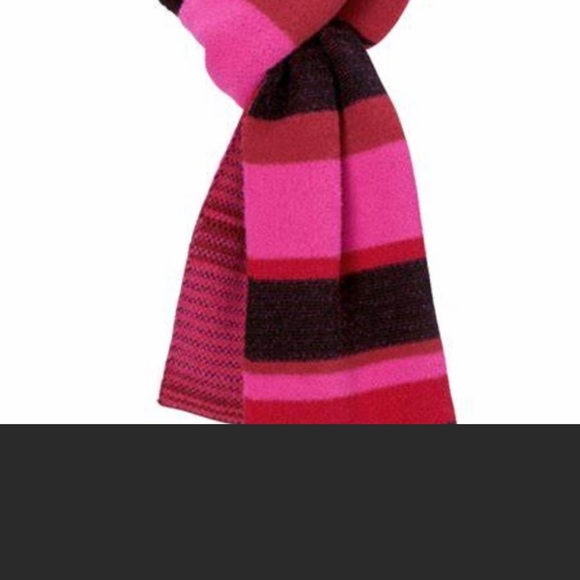 COPY - NEW | Knockoff Sweater - Picture 5 of 8